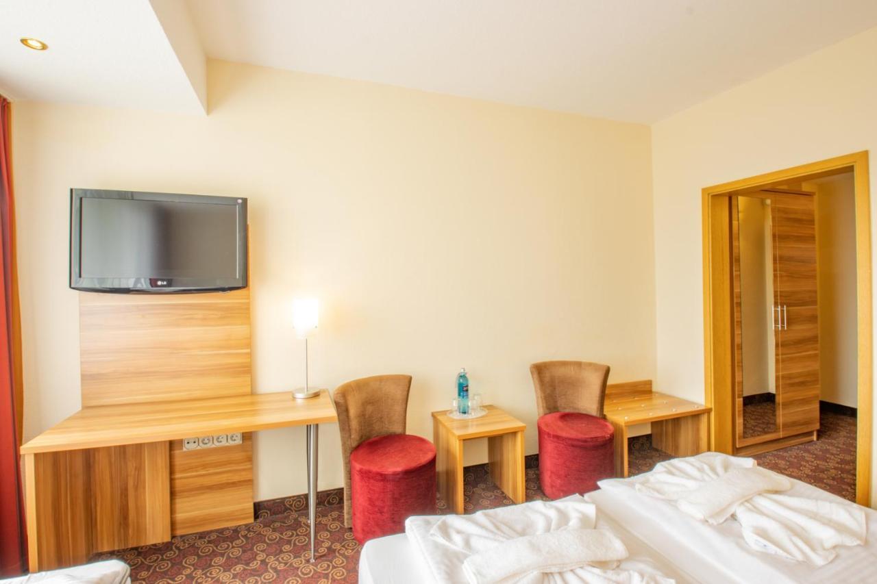 פרידריכרודה Ferien Hotel Rennsteigblick מראה חיצוני תמונה