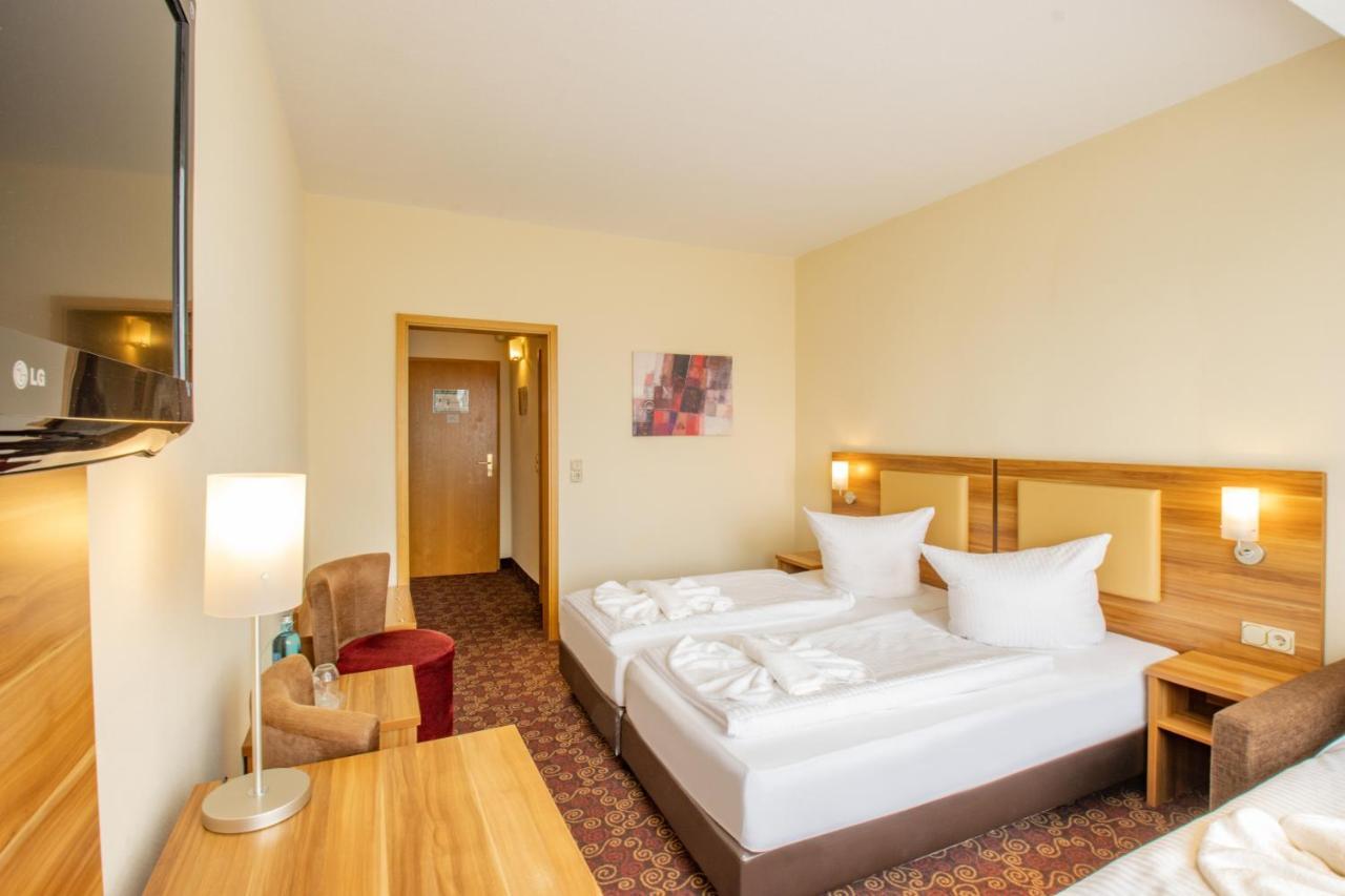 פרידריכרודה Ferien Hotel Rennsteigblick מראה חיצוני תמונה