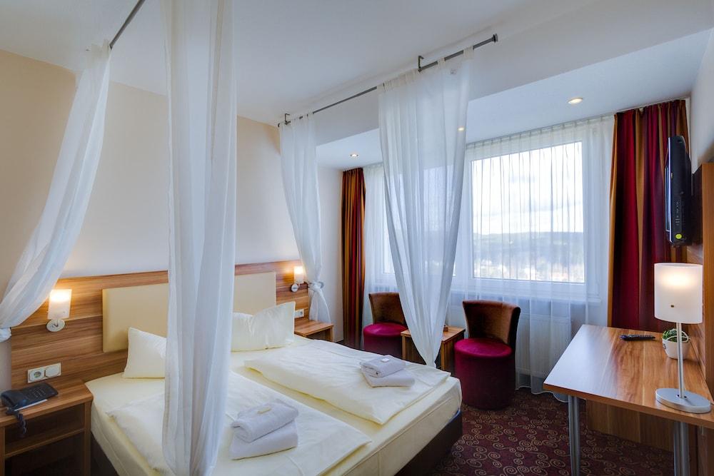 פרידריכרודה Ferien Hotel Rennsteigblick מראה חיצוני תמונה